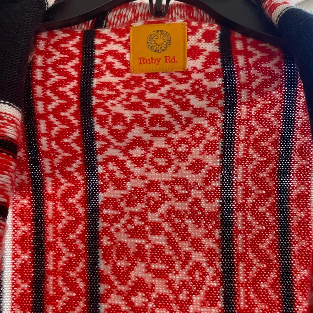 Christmas Cardigan - Picture 2 of 3